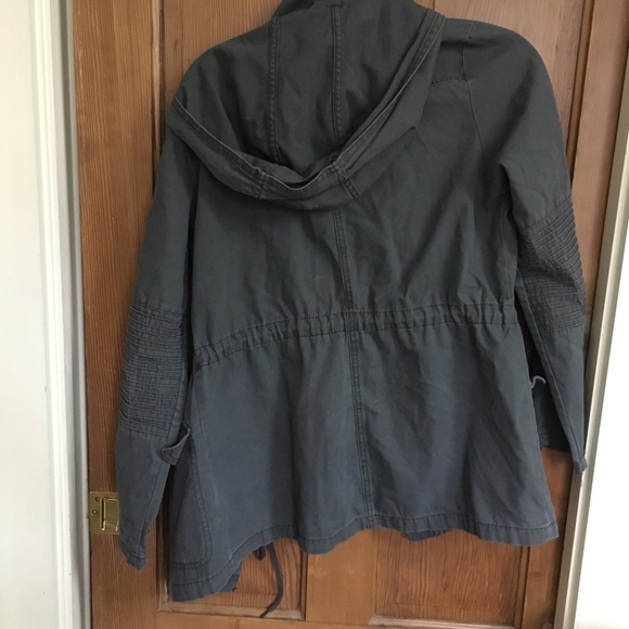 Target Spring Jacket - Picture 4 of 5